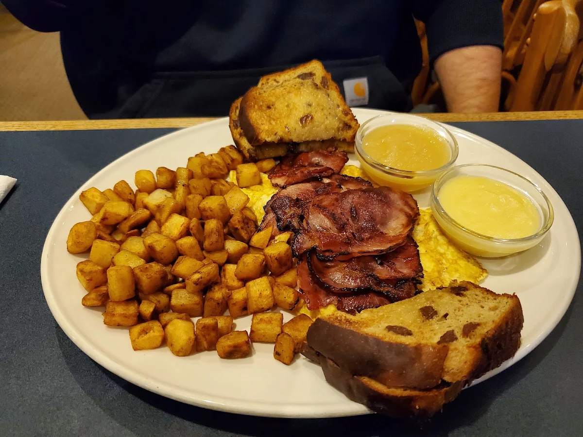 Bavarian Smoked Sausage & Eggs Hollandaise