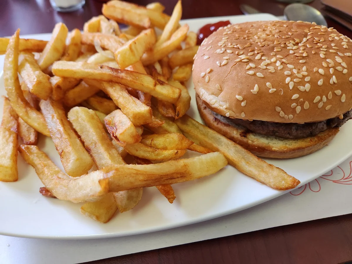 Cheeseburger Et Frites Maison
