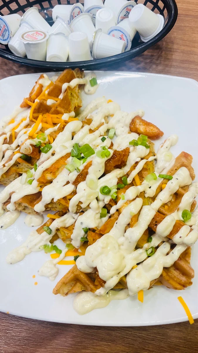 Buffalo Chicken & Bacon Poutine