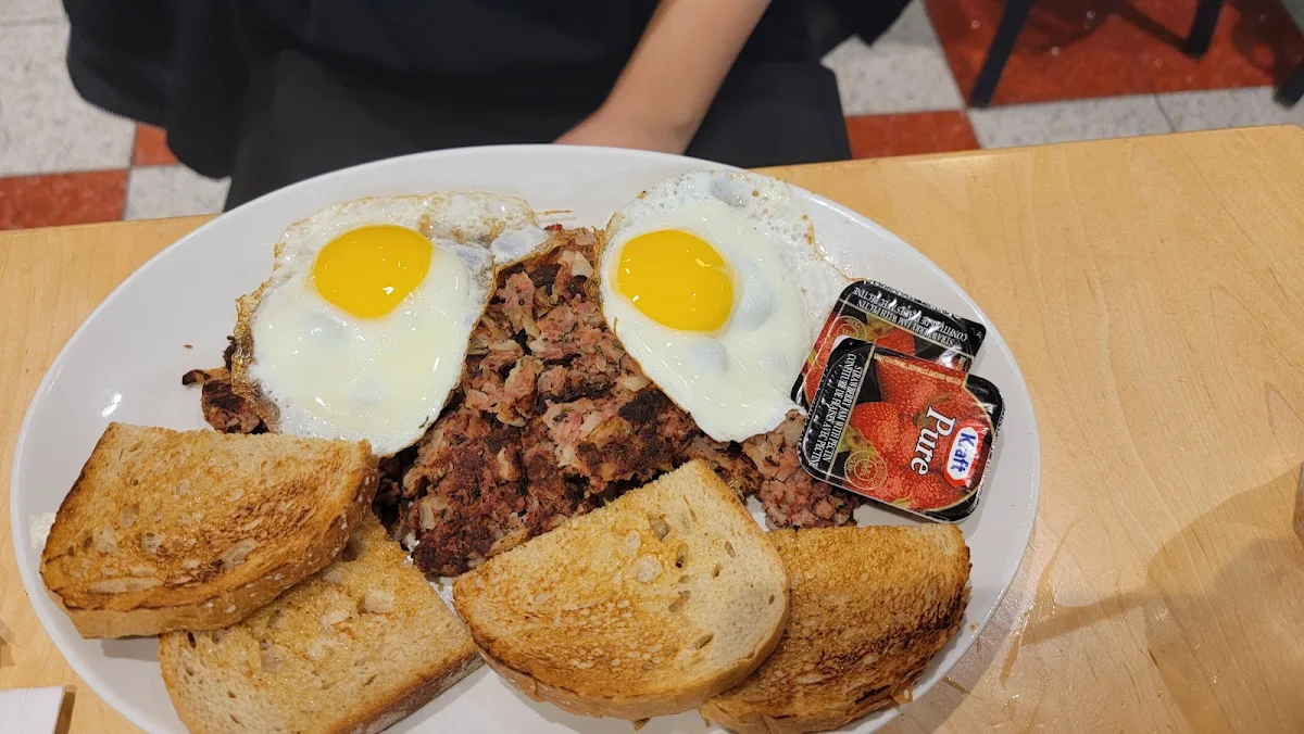 Eggs and Hash Browns