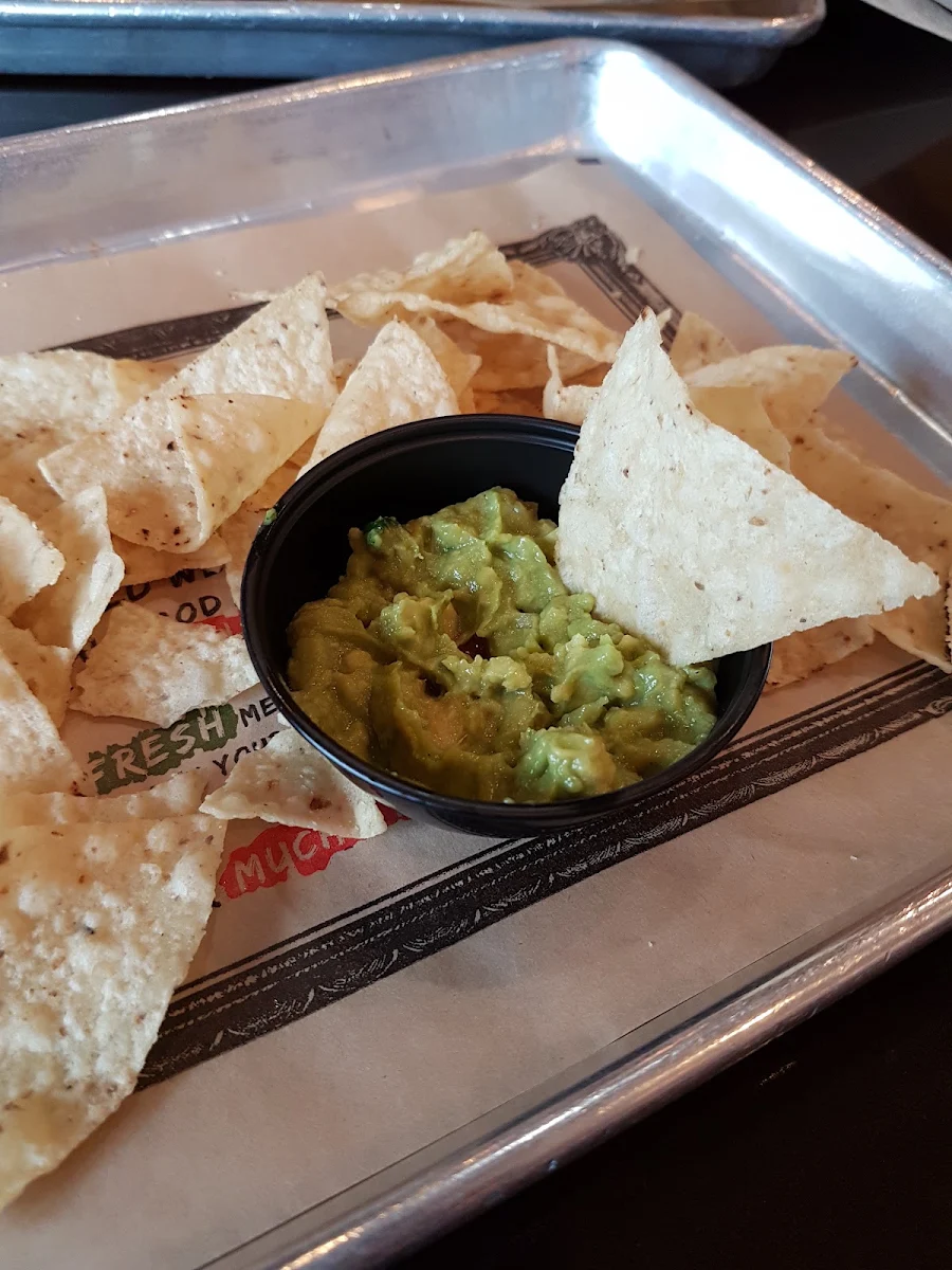 Chips & Guac