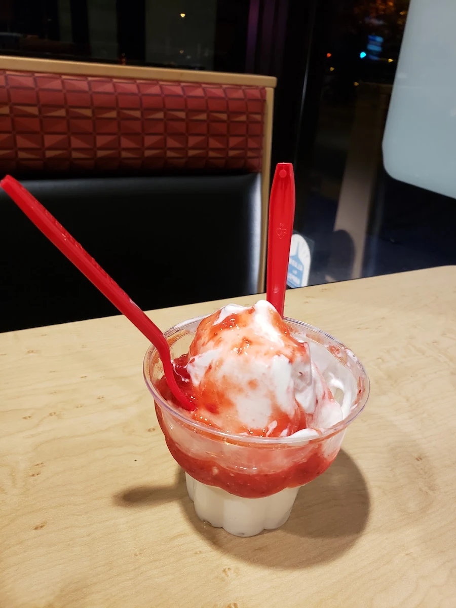 Strawberry Sundae