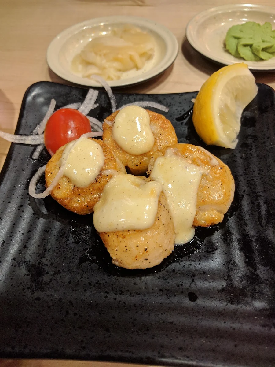 Scallops, Kinjo Sushi & Grill District