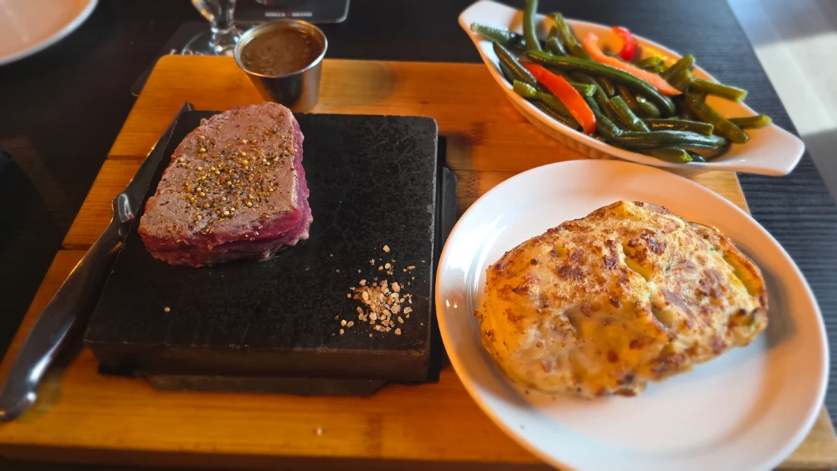 Highlights, Lot 88 Steakhouse & Bar