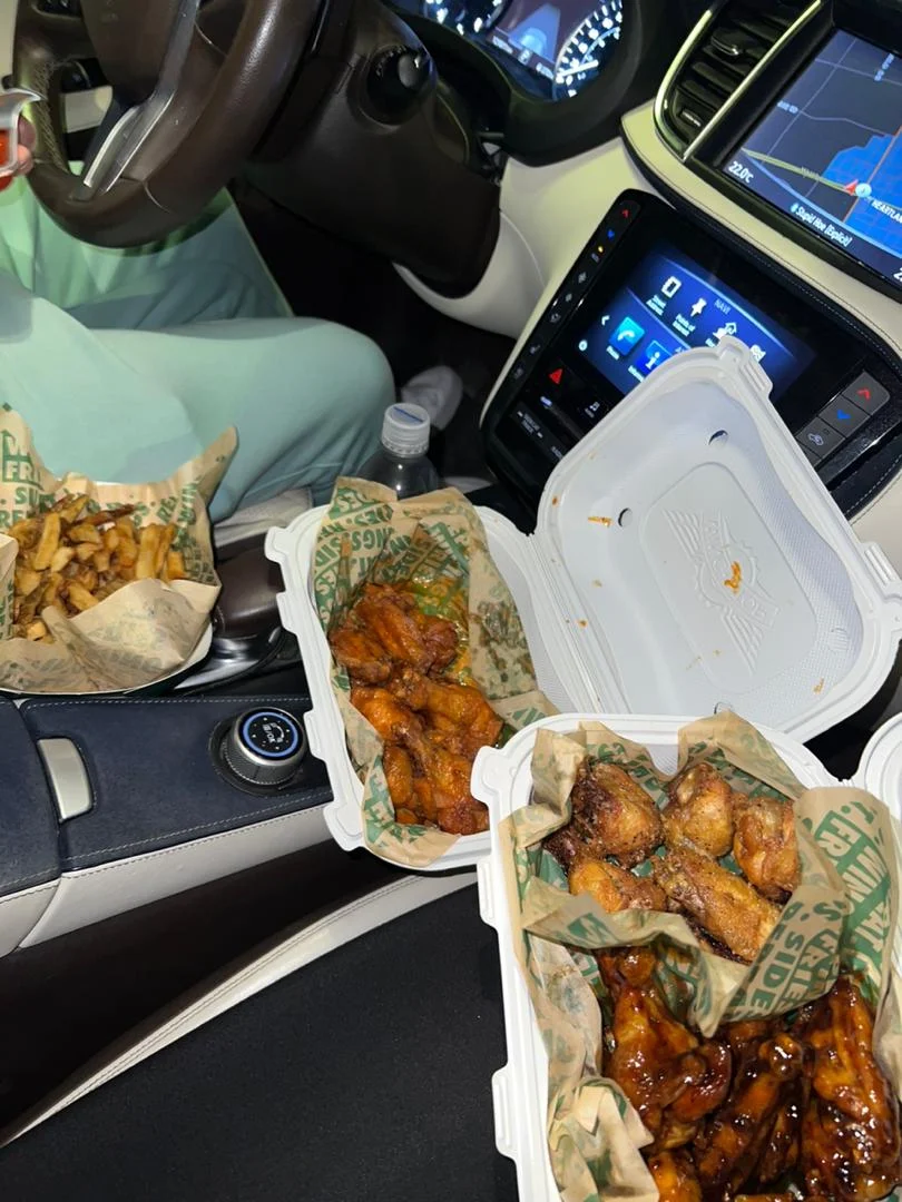 Fries Medium Wings Garlic Parmesan
