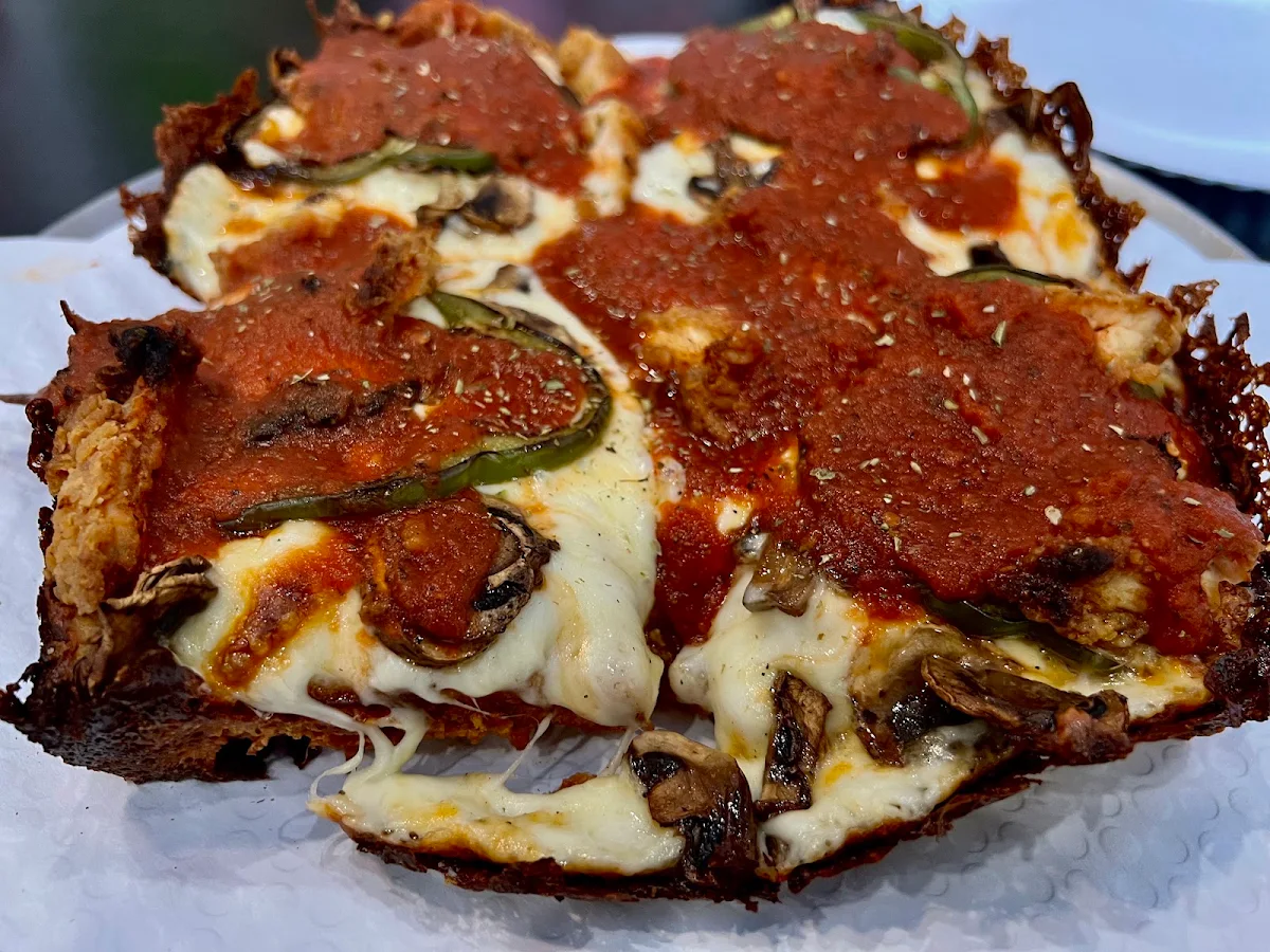Highlights, Hang Time Pizza Centre Ville