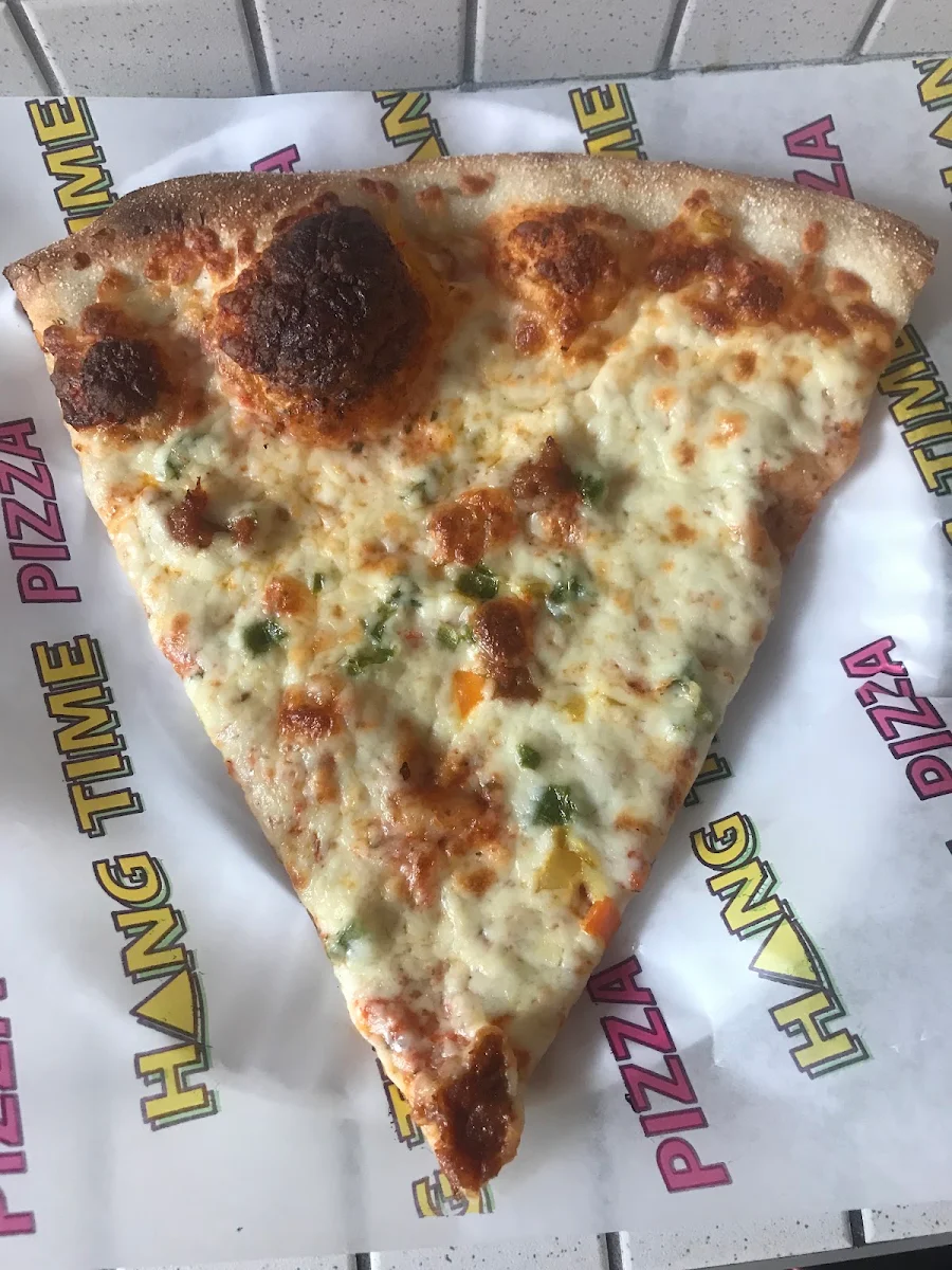 Highlights, Hang Time Pizza Centre Ville