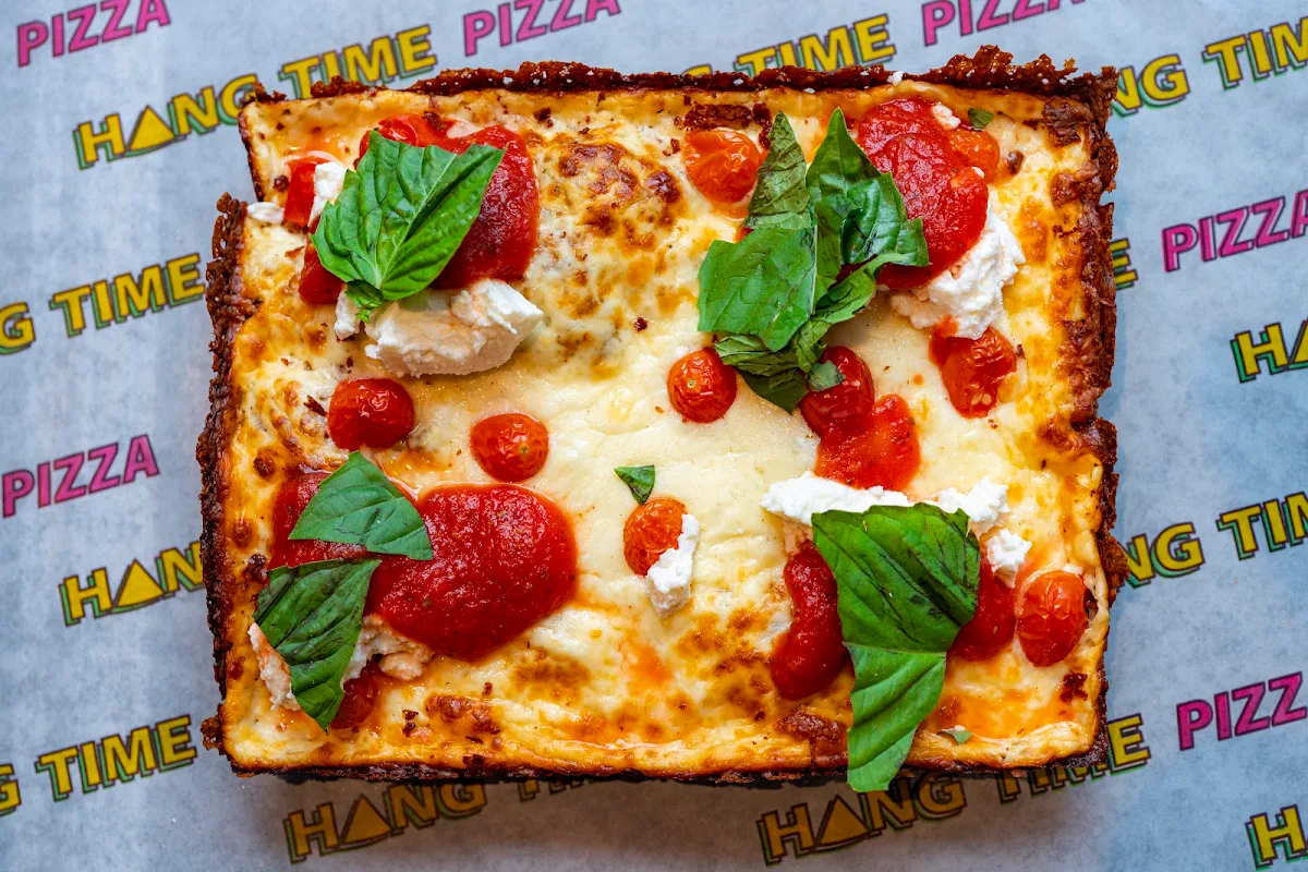 Married with Ricotta, Hang Time Pizza Centre Ville