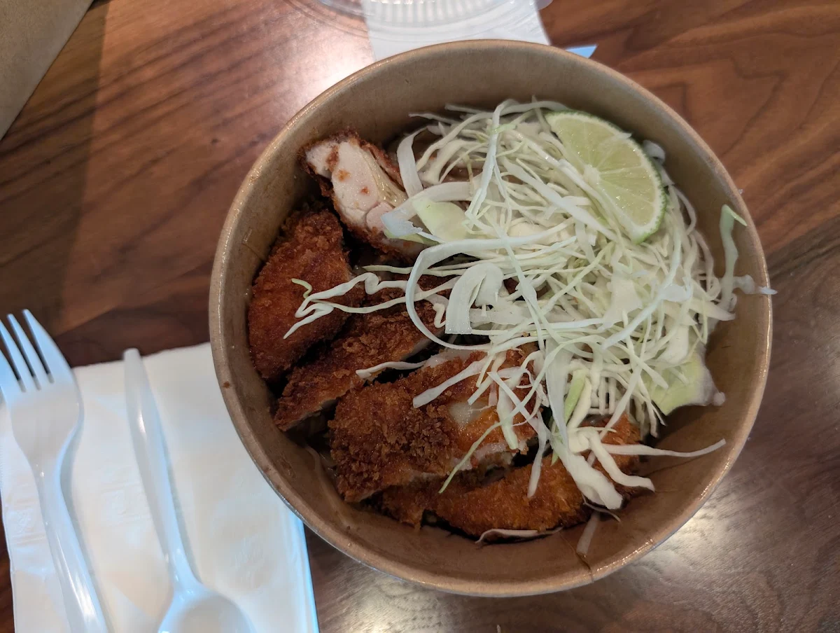 Crispy Chicken Pad Thai