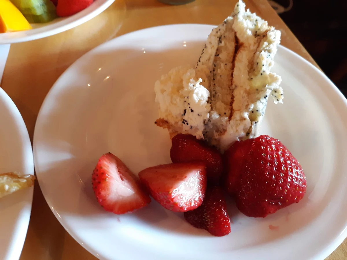 Poppy Seed Cake and Strawberries