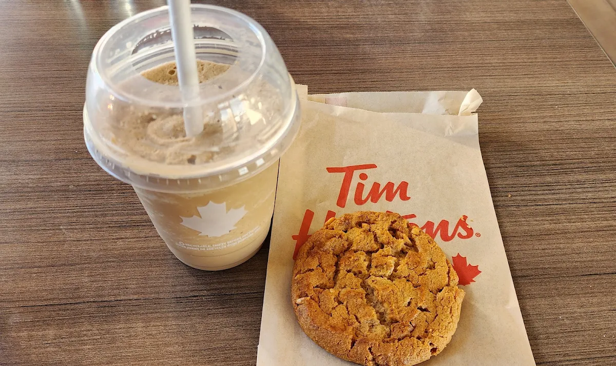 Iced Cappuccino with Peanut Cookie