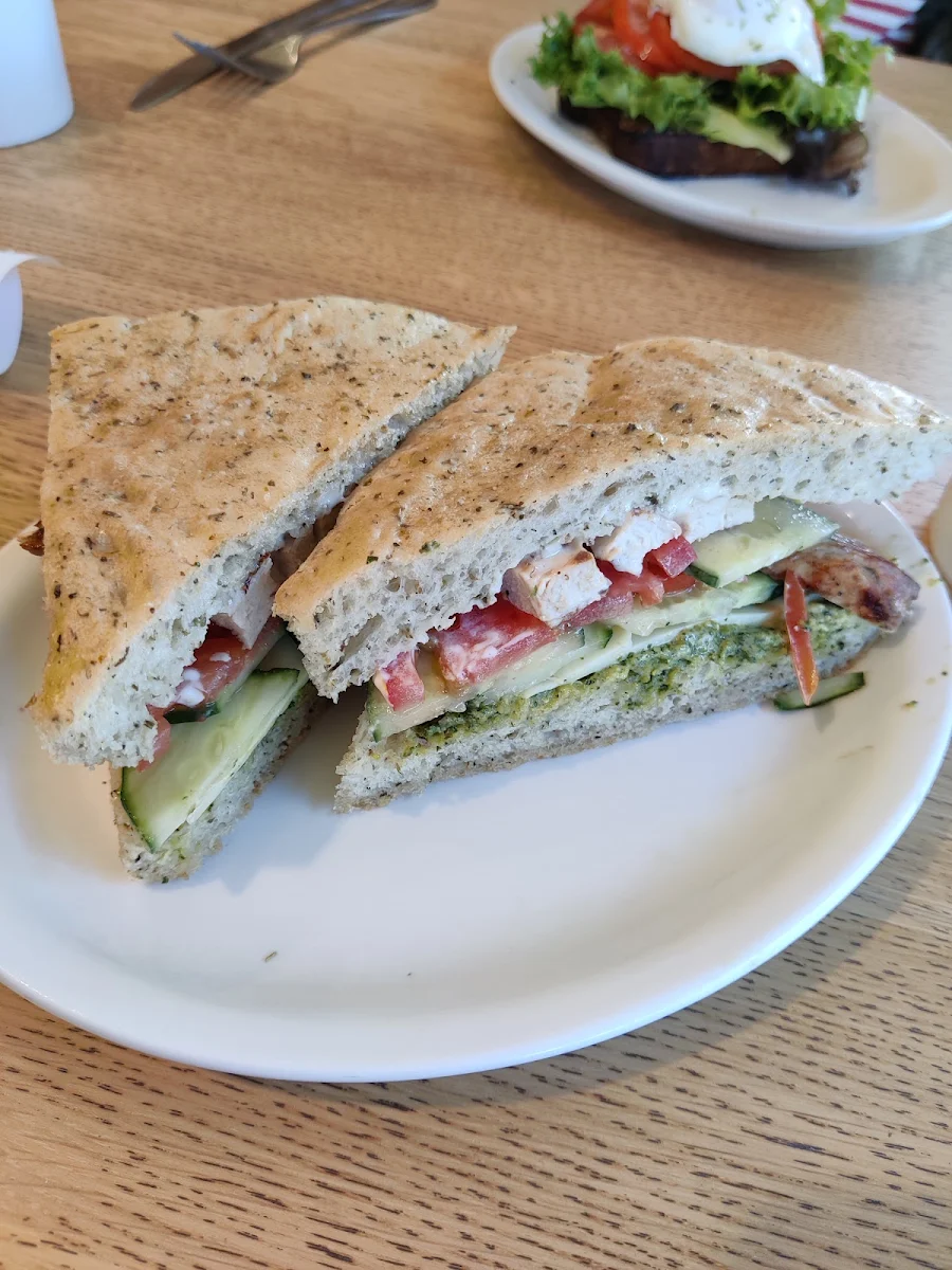 Chicken Sandwich with Pesto