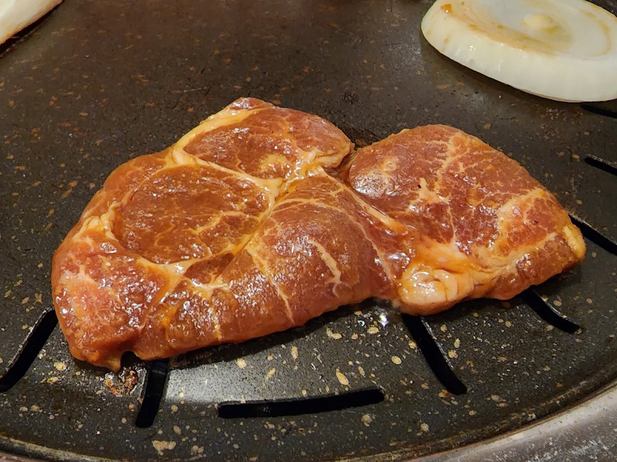 Sliced Marinated Pork Shoulder