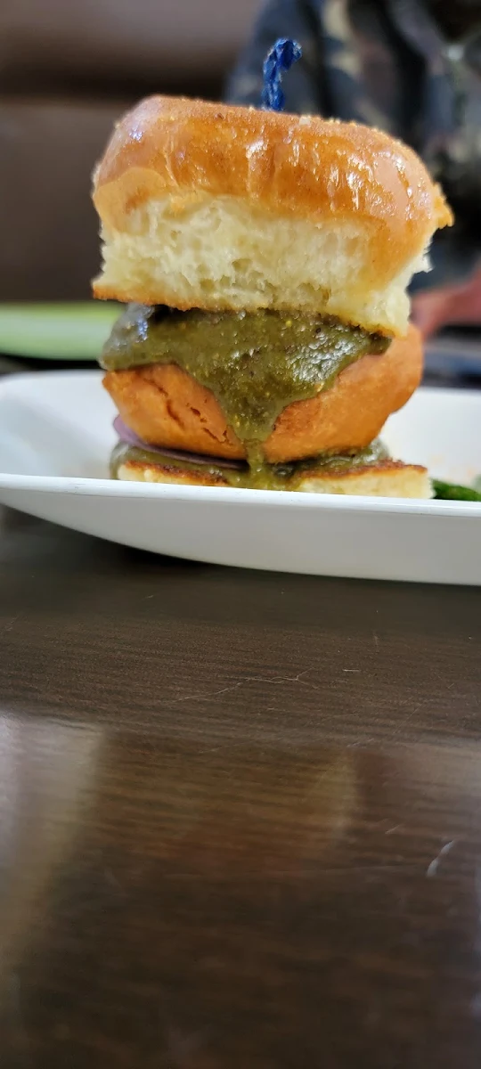 Batata Vada PAV