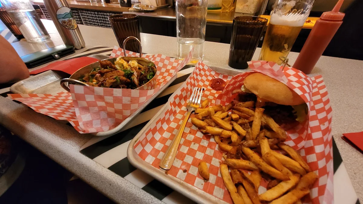 Moyenne Poutine Au Poulet