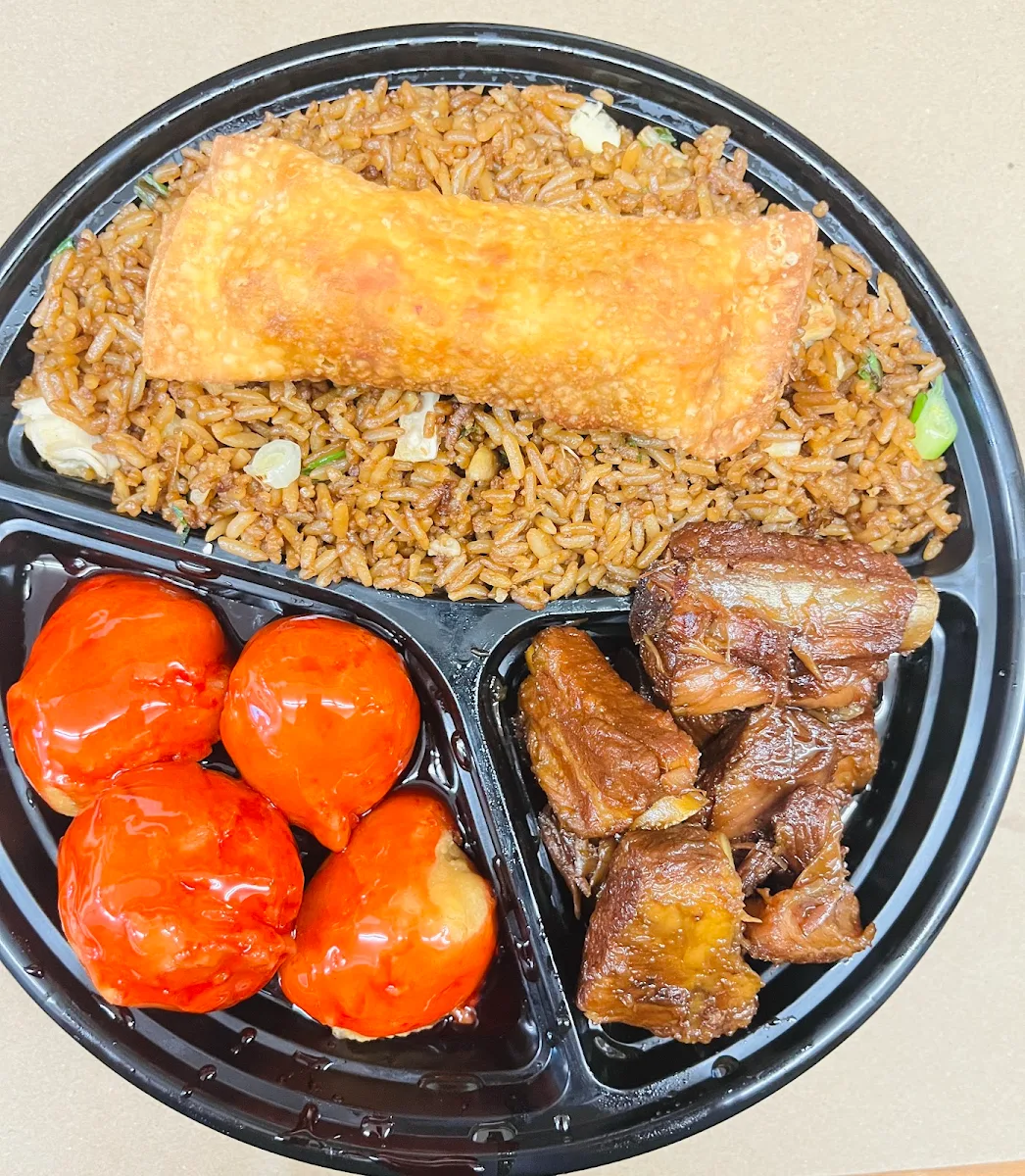 Highlights, Willie's Chinese Food