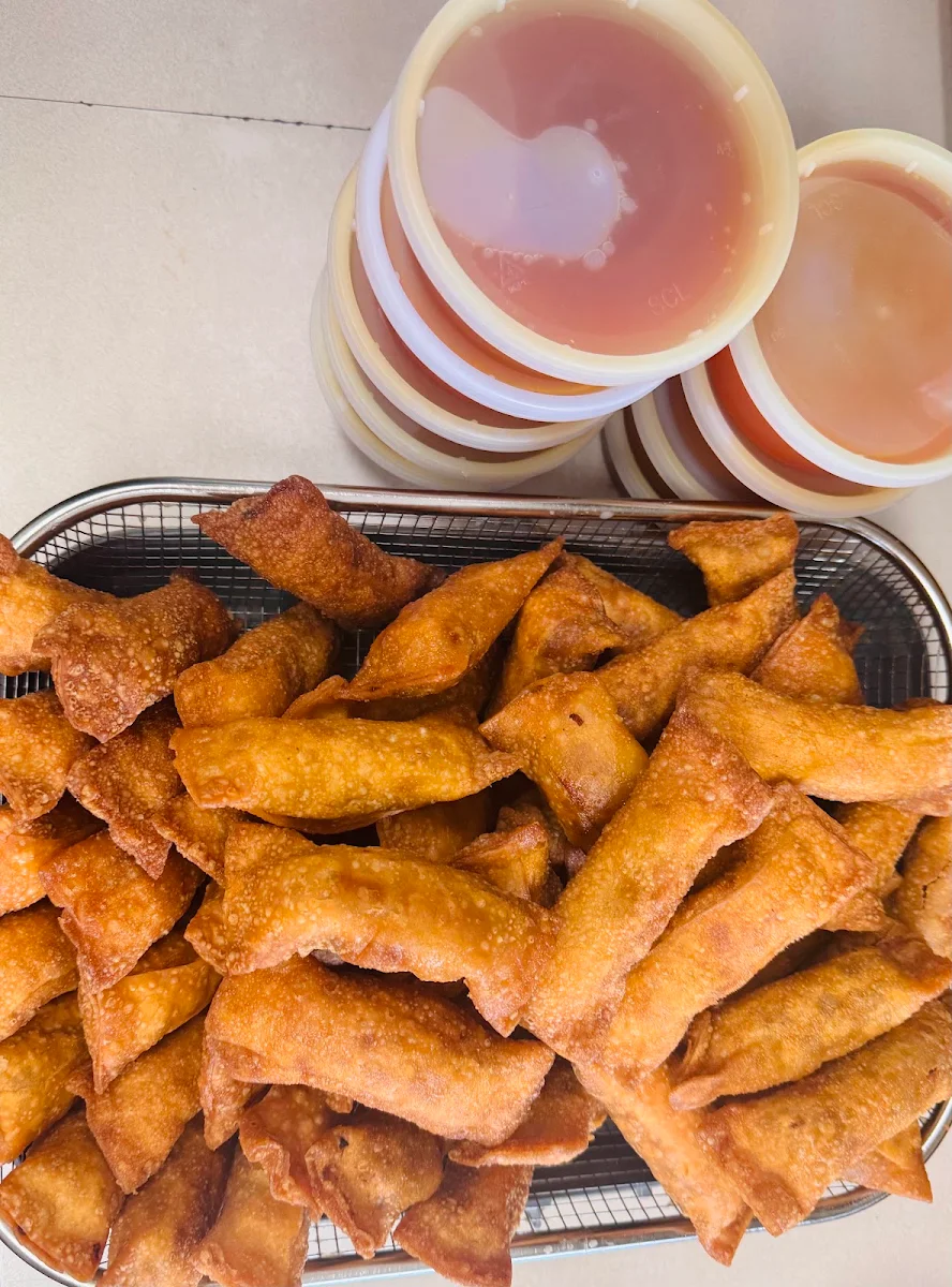 Highlights, Willie's Chinese Food