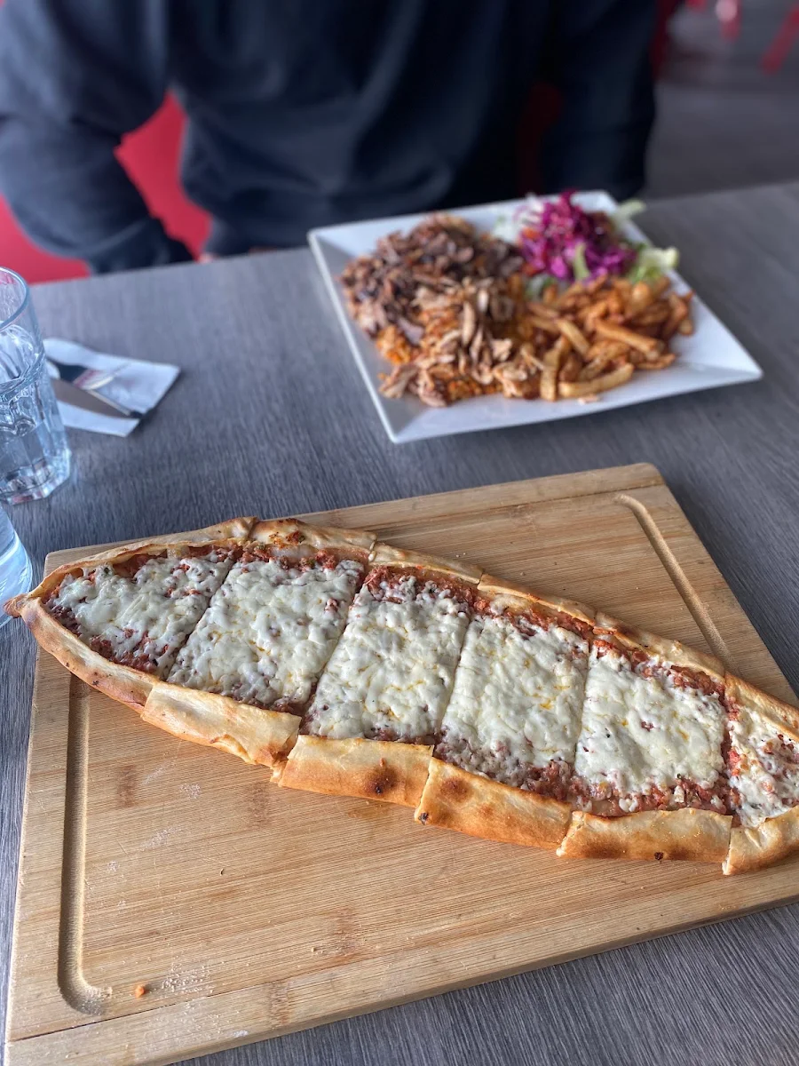 Cheese Pide