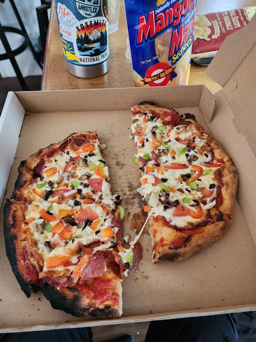Highlights, Kurt’s Pizza