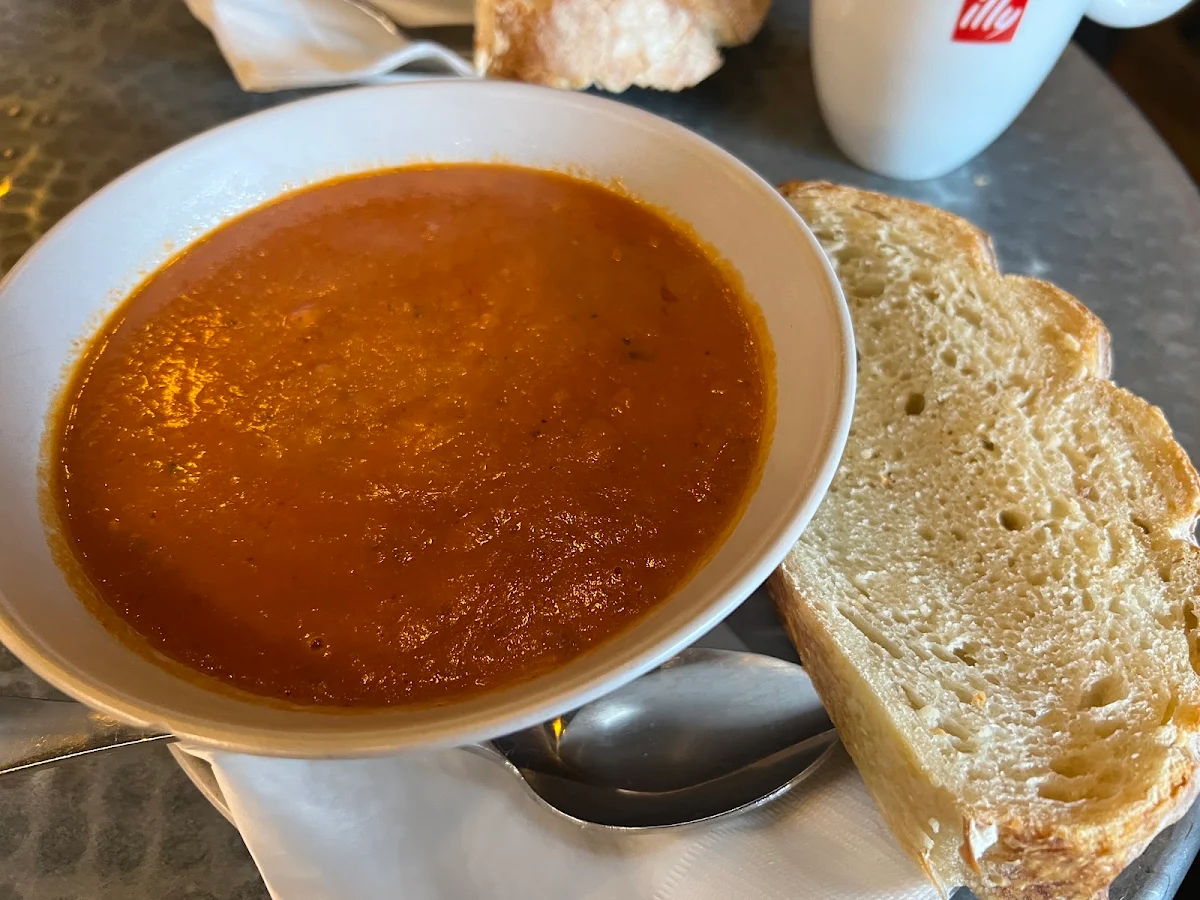 Tomato Basil Soup