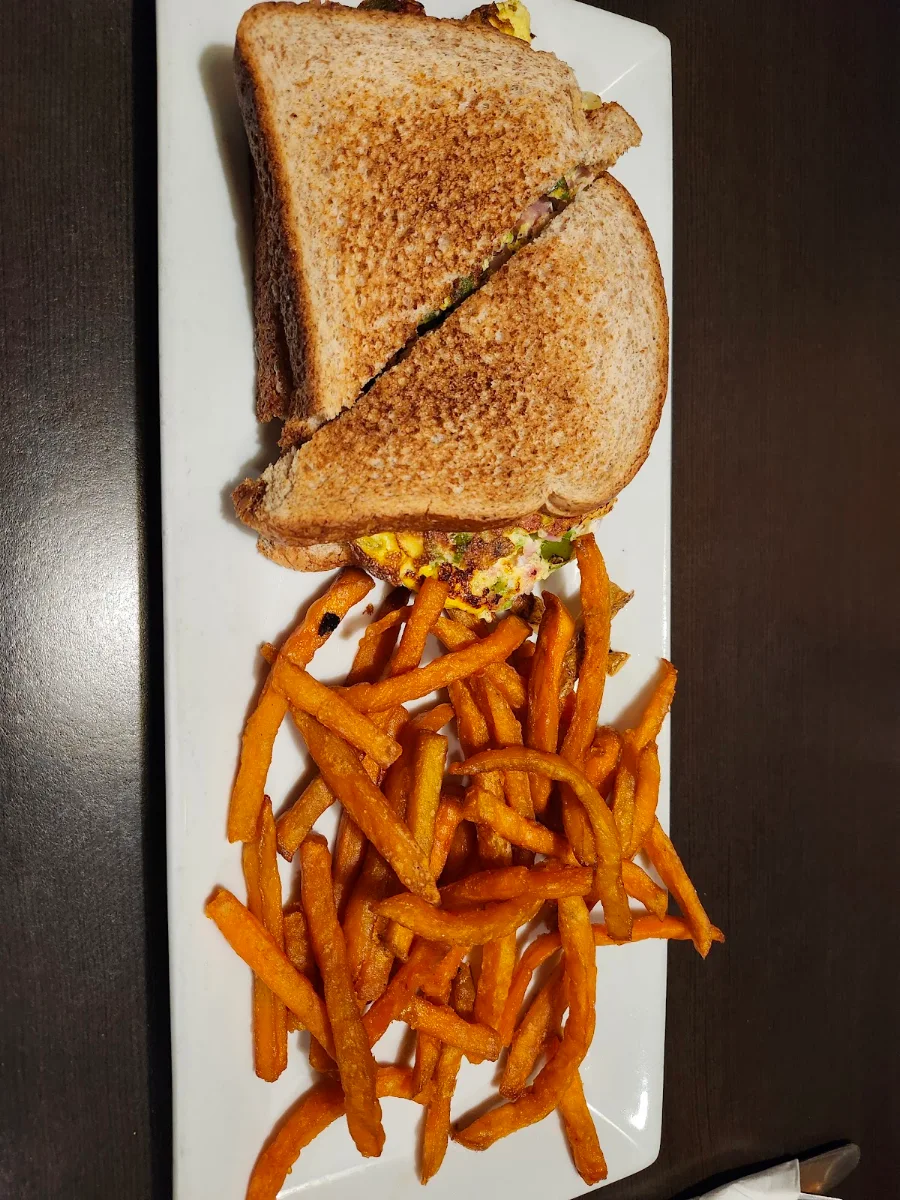 Grilled Cheese & Fries