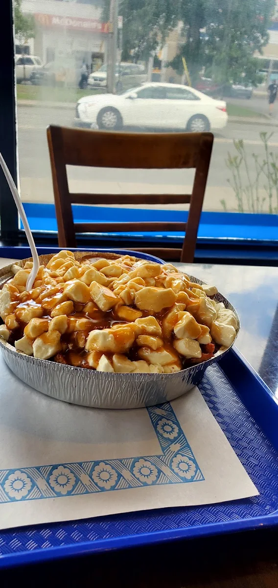 Poutine Classique Classic Poutine