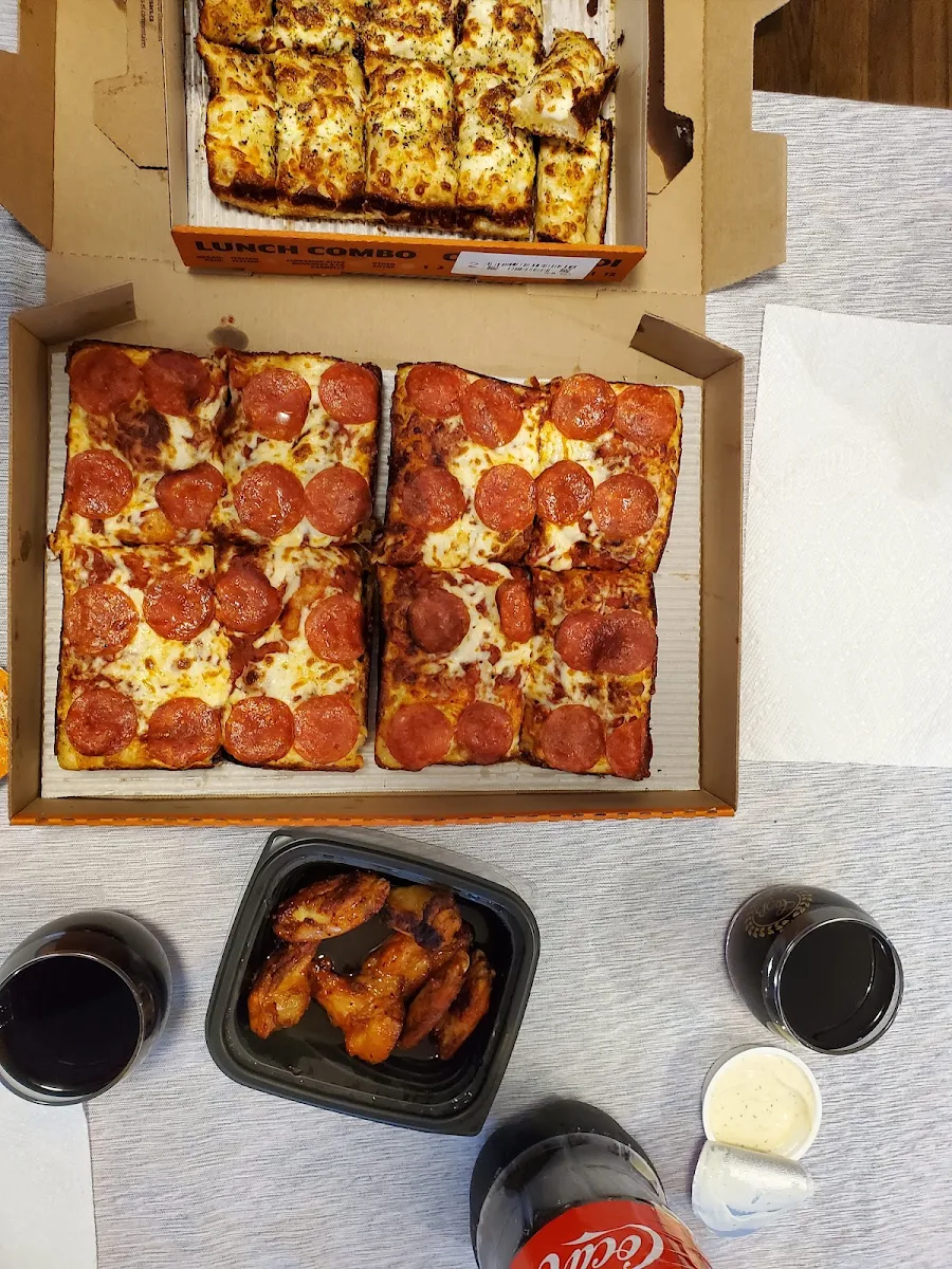 Deep Dish Pizza