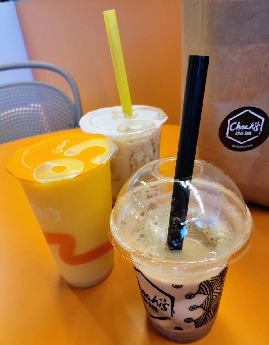 Mango Slush & Brown Sugar Pearl Latte
