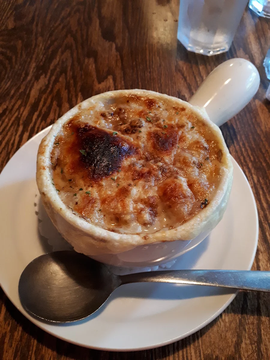 Soupe À l'oignon Gratinée