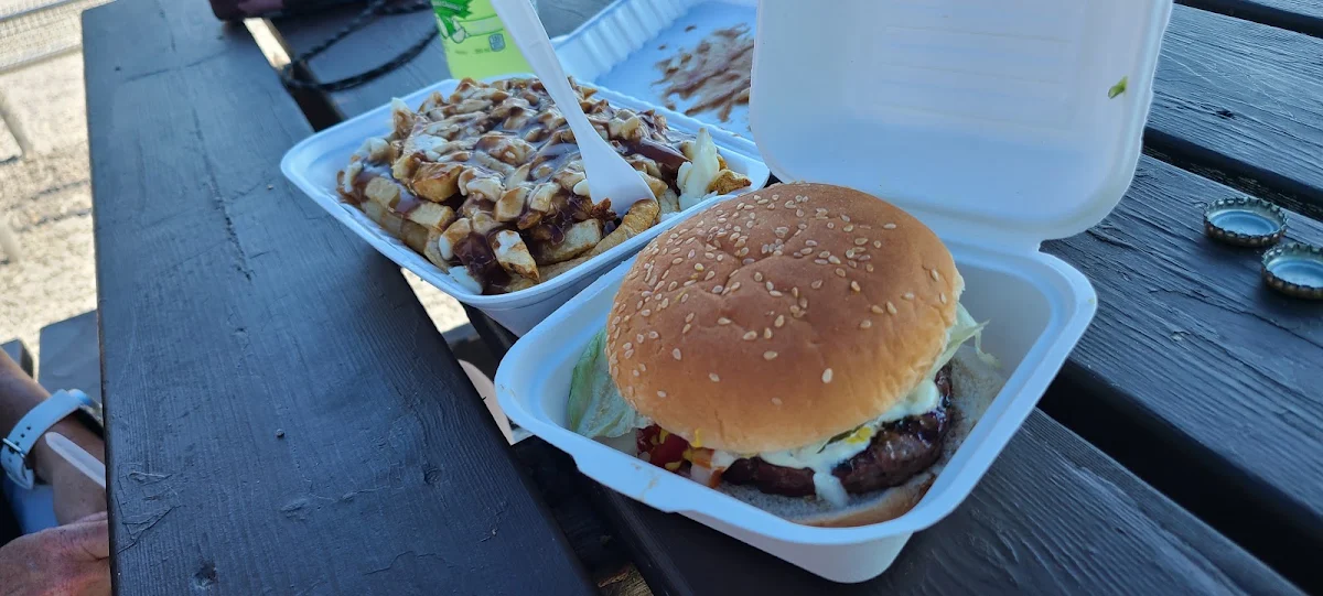 Poutine & Hamburger