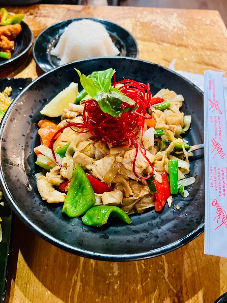 Pad Khing