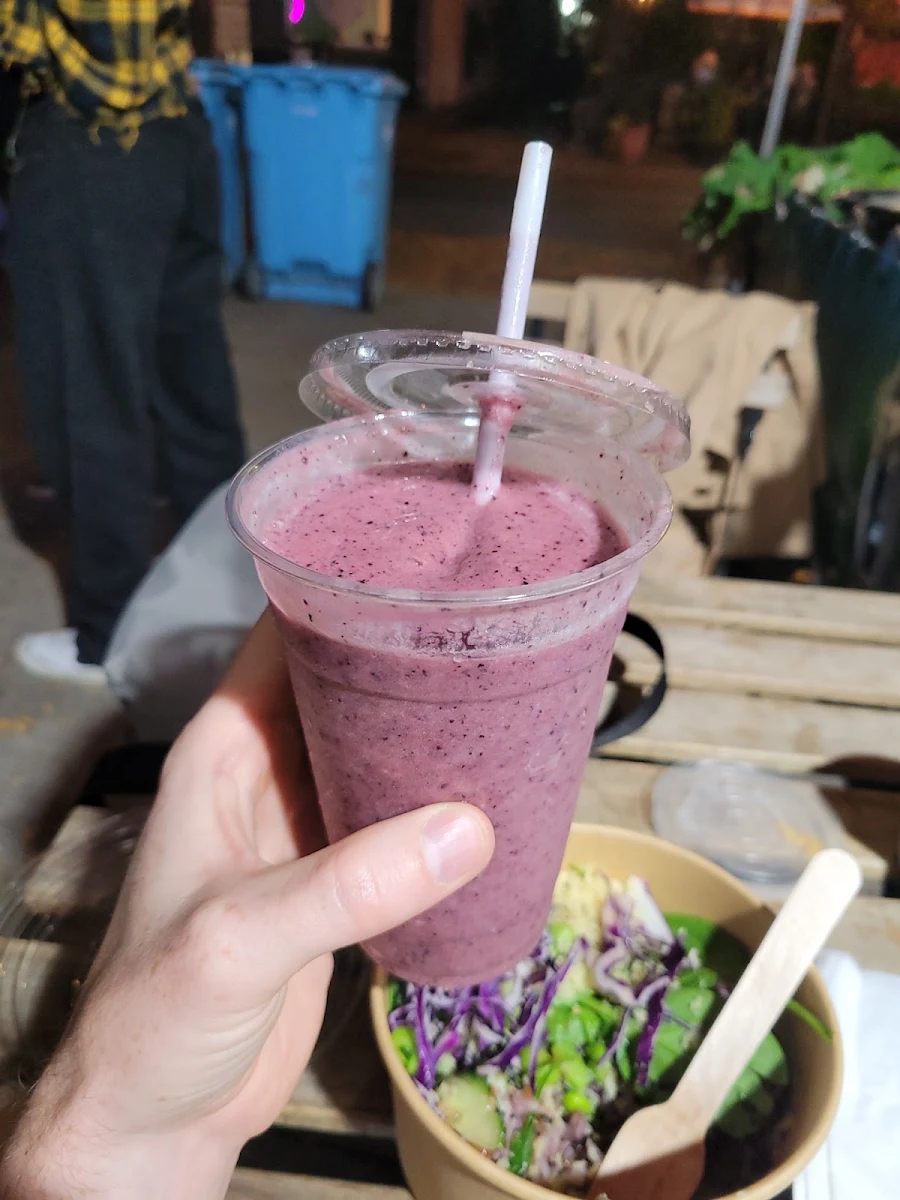 Blueberry Mango Smoothie