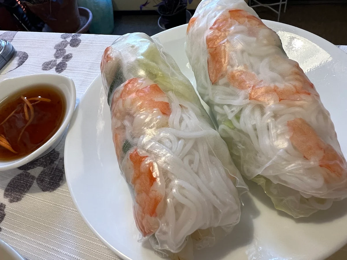 4 5 Fresh Spring Rolls 2 Pieces