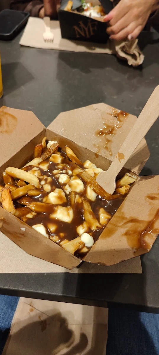 Classic Poutine