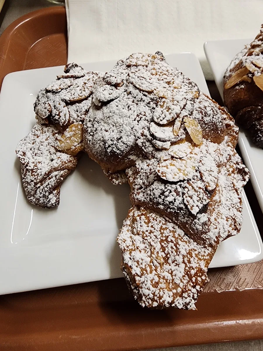 Almond Croissant