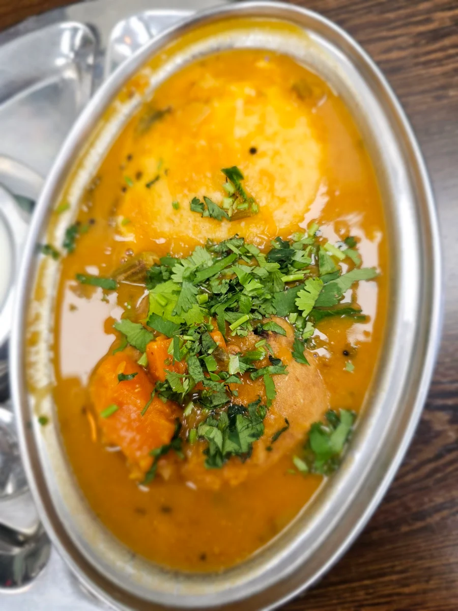 Sambar Vadai Dipped 2pcs