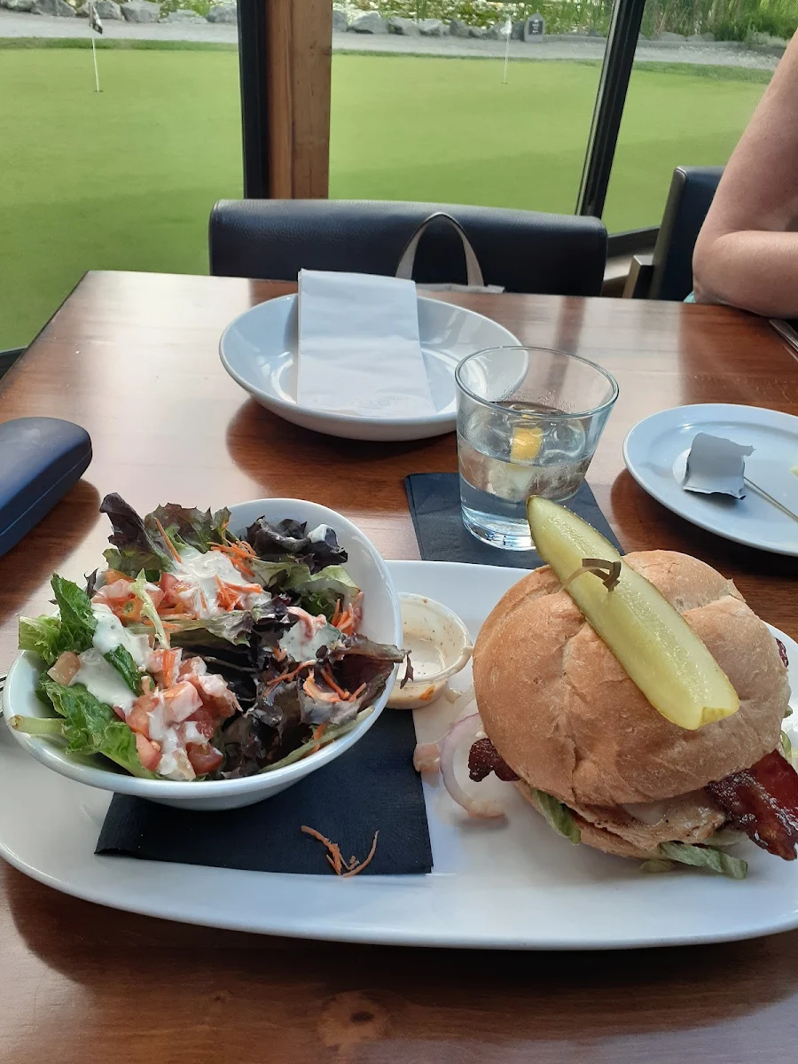California Chicken Burger