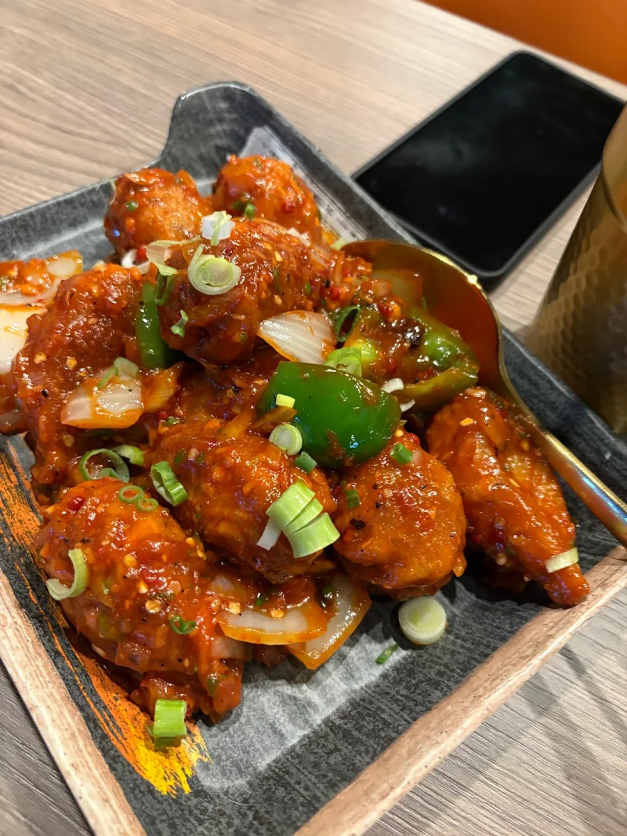 Chilli Momo, Lumbini Hut: Best Indian Nepali and Hakka Restaurant