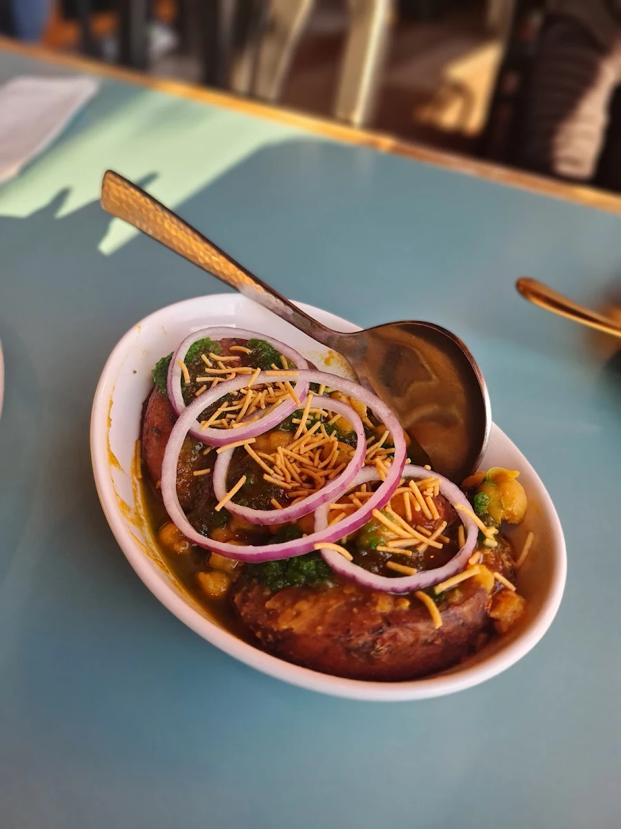 Aloo Tikki Chaat