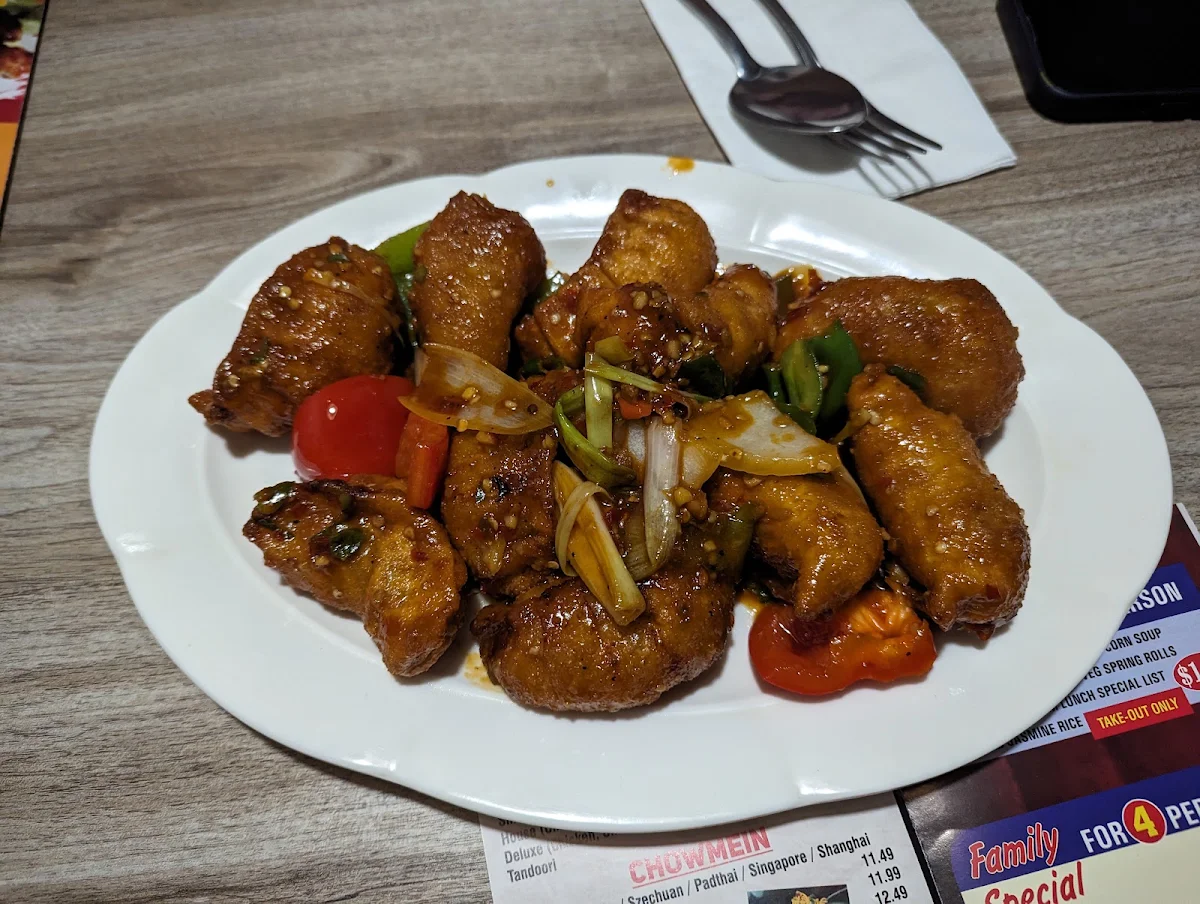 Chilli Chicken Momos