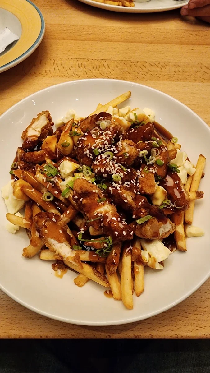 Poutine Général Tao General Tao Chicken Poutine