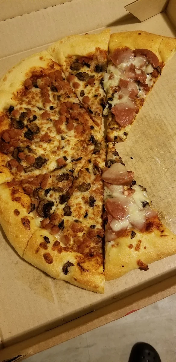 Hawaiian Pizza with Home Cheese Added