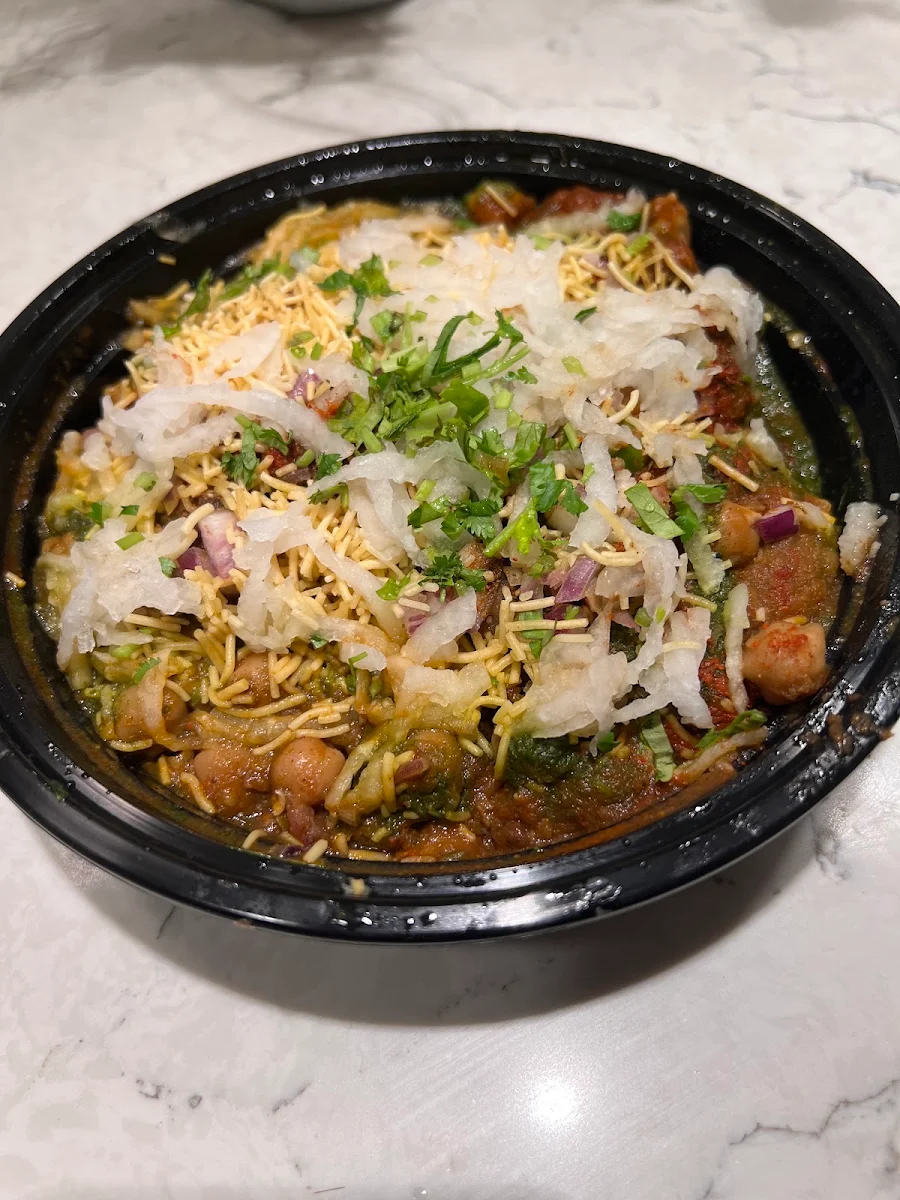 Aloo Tikki Chaat