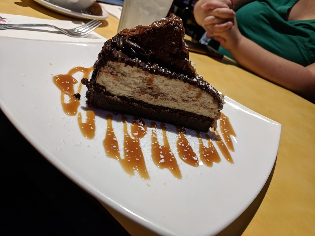 Caramel Fudge Brownie Cheesecake