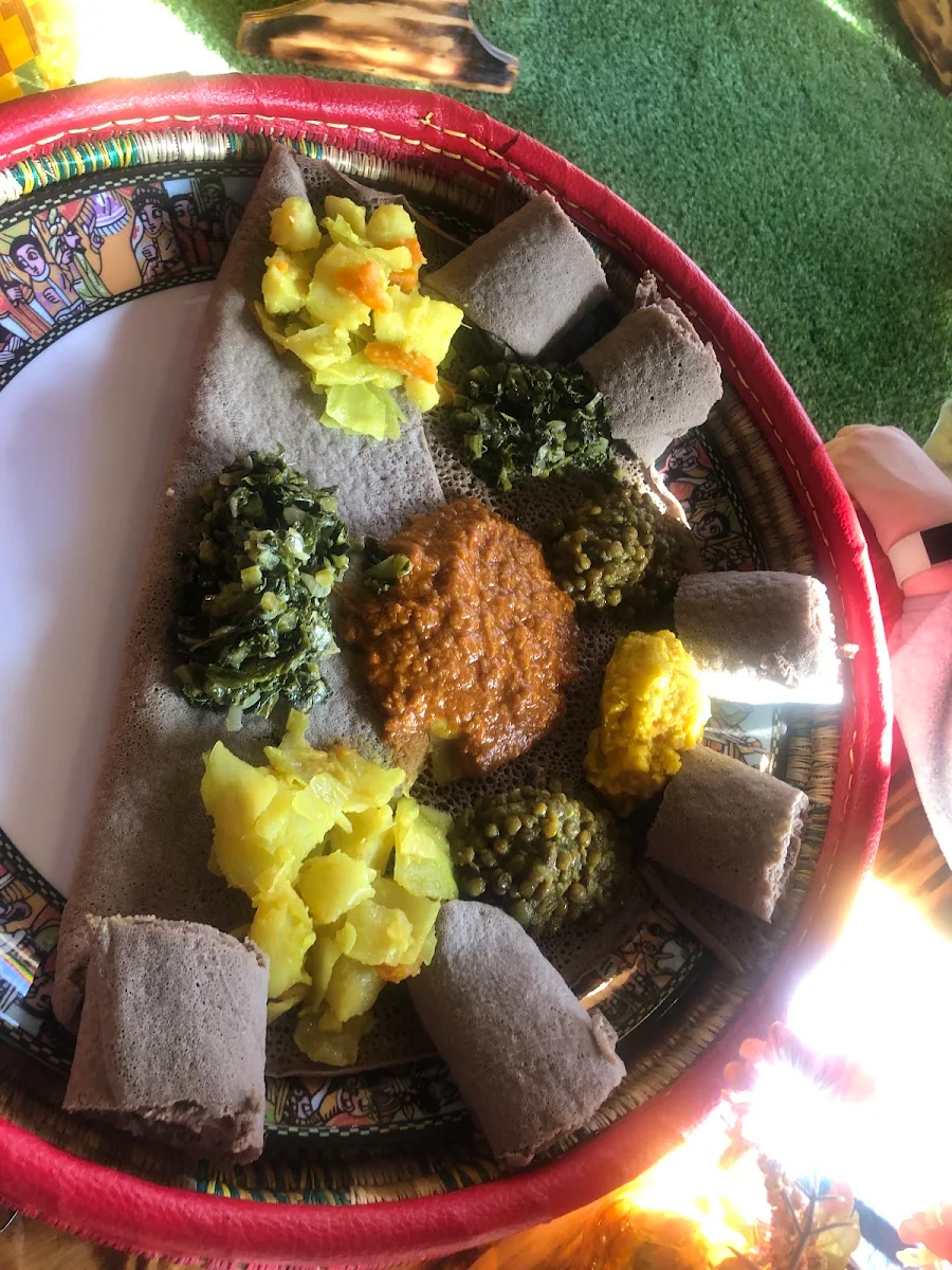 Injera with Beef Tibbs Misir and Ayib