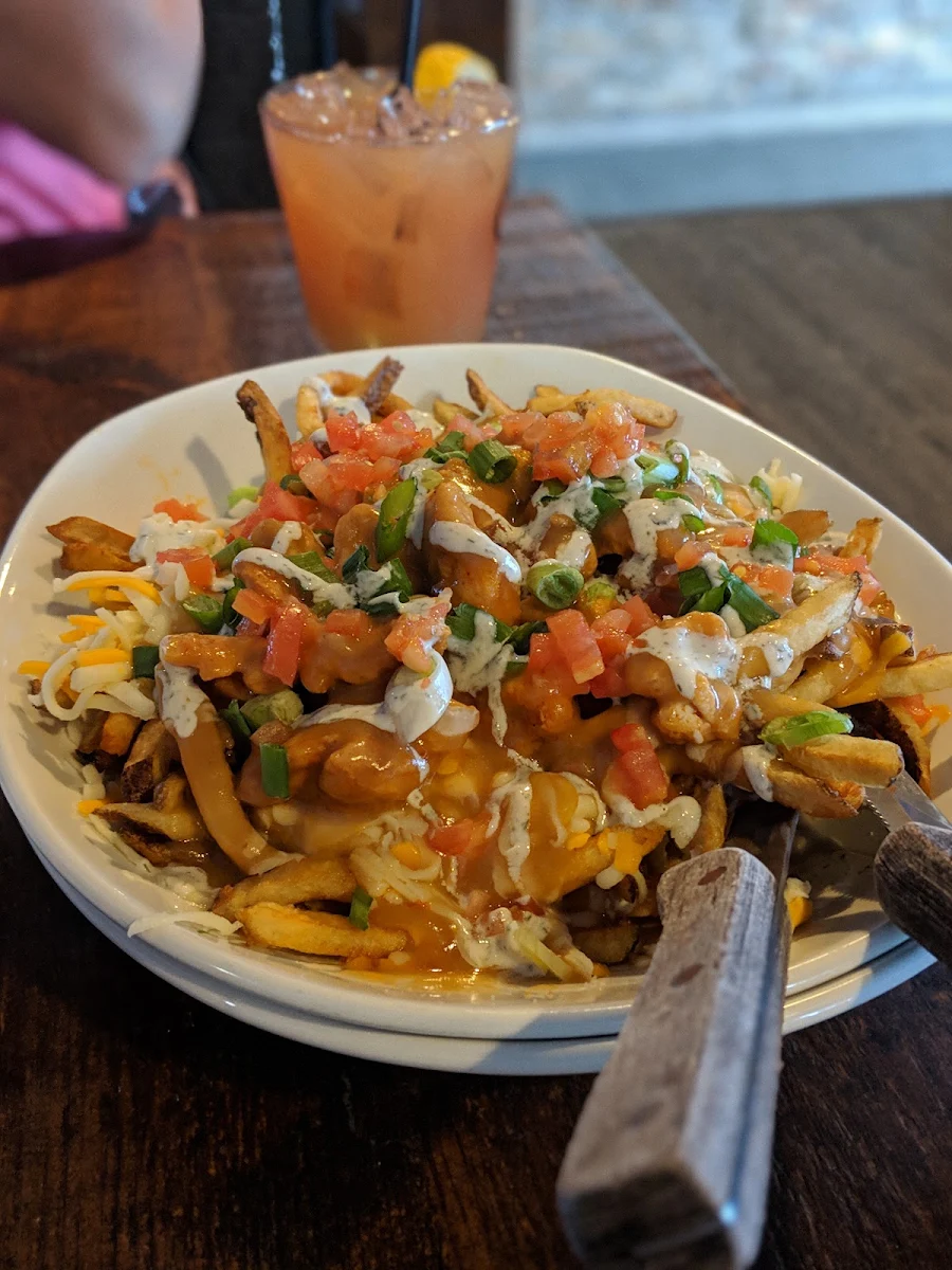 Buffalo Chicken Poutine