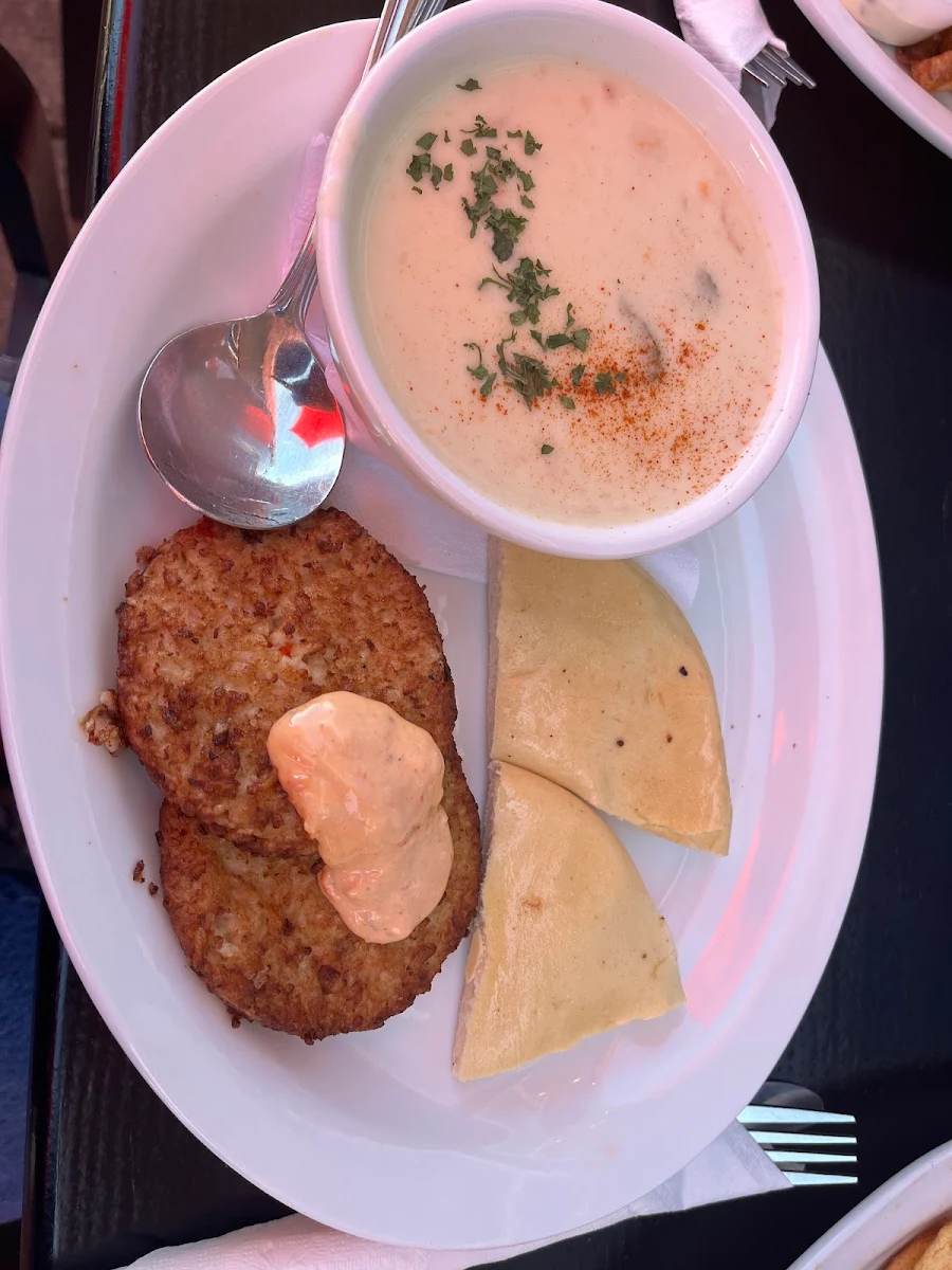 Crab Cake Combo