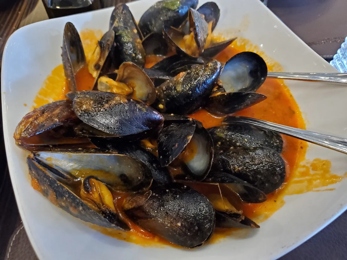 Fresh Cozze Marinara