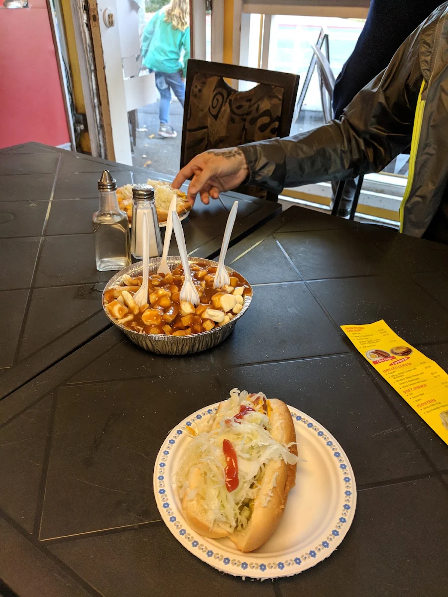 Classic Poutine