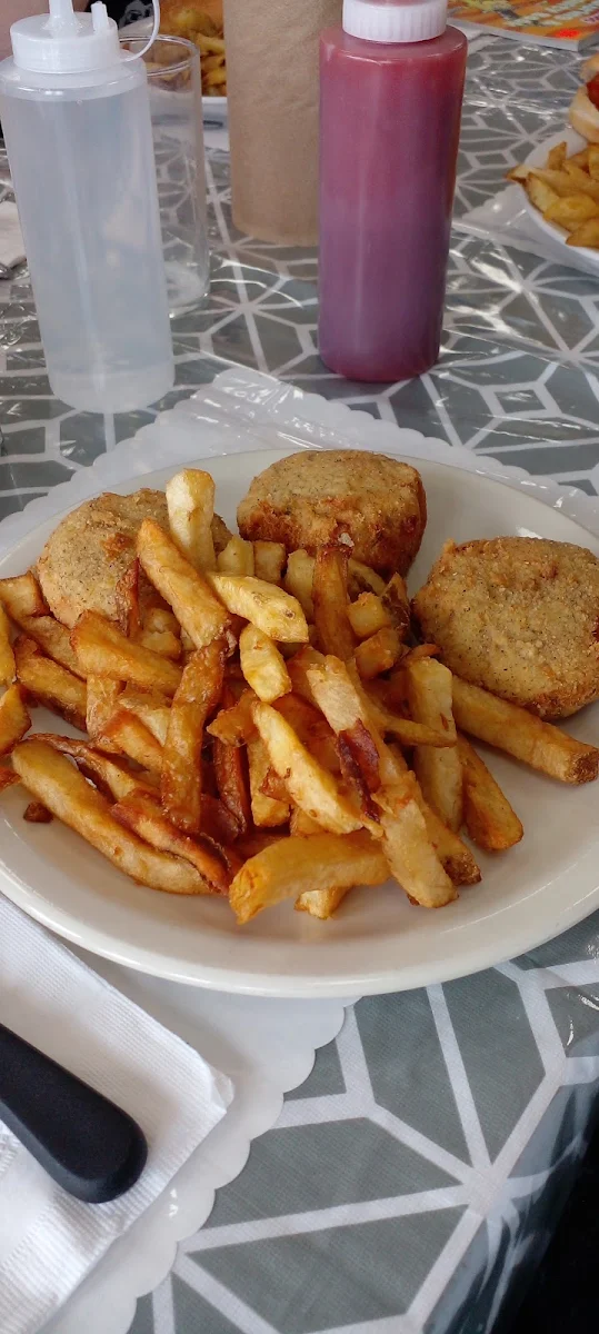 Fish Cakes & Fries